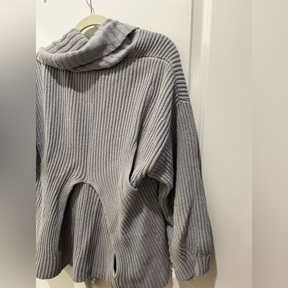 Trouve Grey/Blue Oversized Ribbed Cardigan Size Medium - Picture 6 of 11